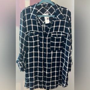 NWT Navy and white plaid button down, roll-sleeve option.